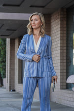 Load image into Gallery viewer, AMARI SATIN  STRAIGHT FIT BLAZER- BLUE
