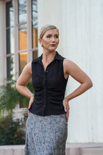 Load image into Gallery viewer, GIA RUCHED SLEEVELESS BLOUSE- BLACK