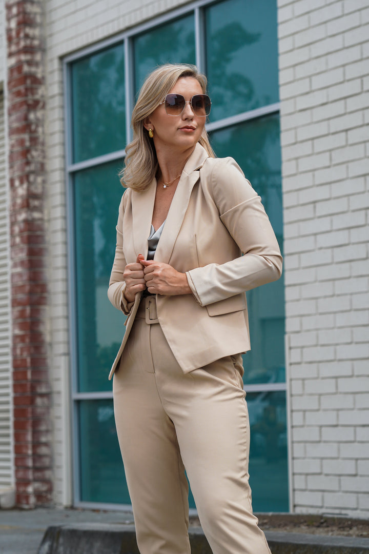 LADY BOSS DOUBLE BREASTED BLAZER- NUDE