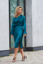 Load image into Gallery viewer, GIANNA SATIN MIDI SKIRT WITH A SLIT- EMERALD